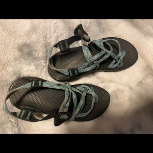 Women’s chacos
